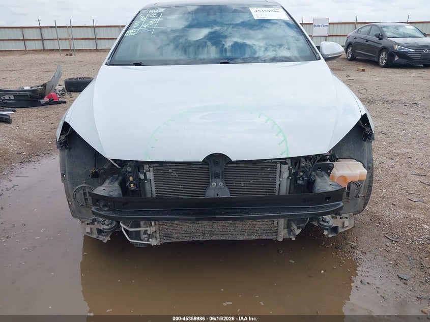 2020 VOLKSWAGEN GOLF GTI auction photo 6