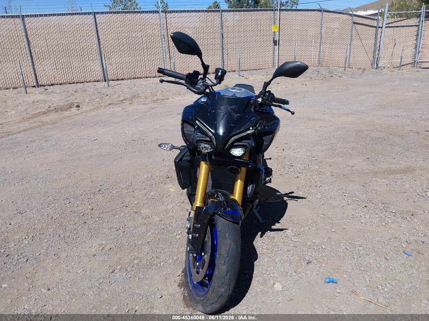 2023 YAMAHA MTN1000 auction photo 5