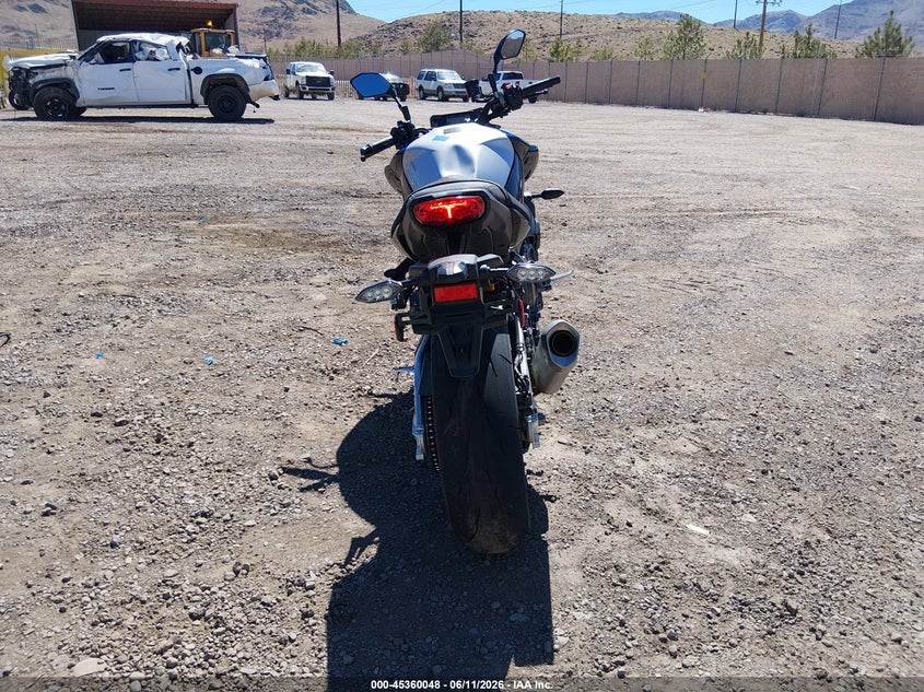 2023 YAMAHA MTN1000 auction photo 6
