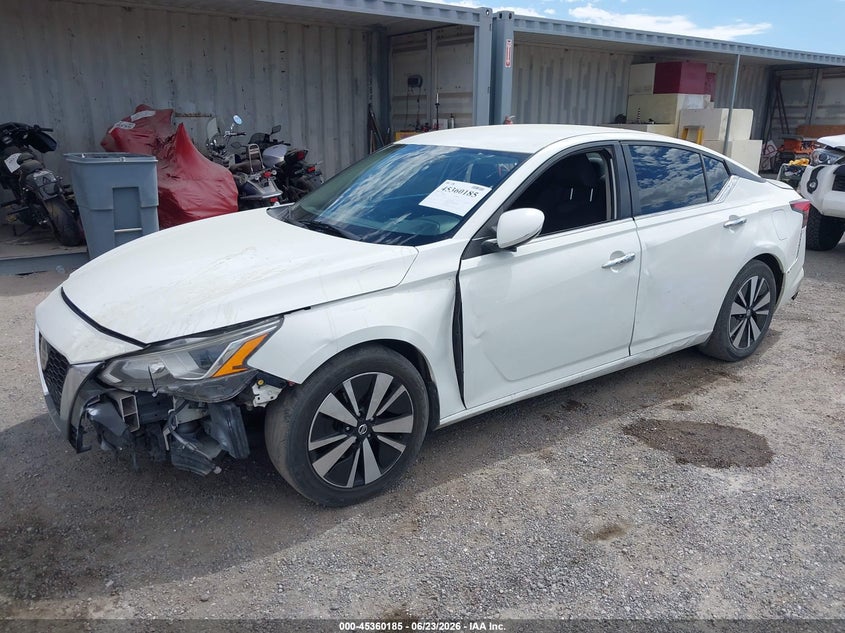 2020 Nissan Altima, Front End, IAAI, VIN 1N4BL4BV5LC217830 — photo 2