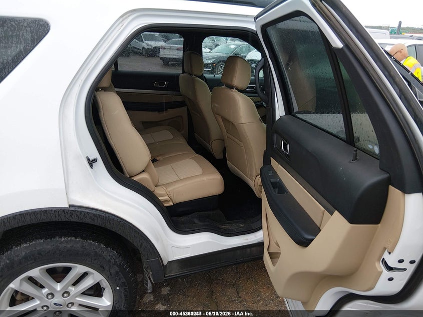 2017 FORD EXPLORER auction photo 8