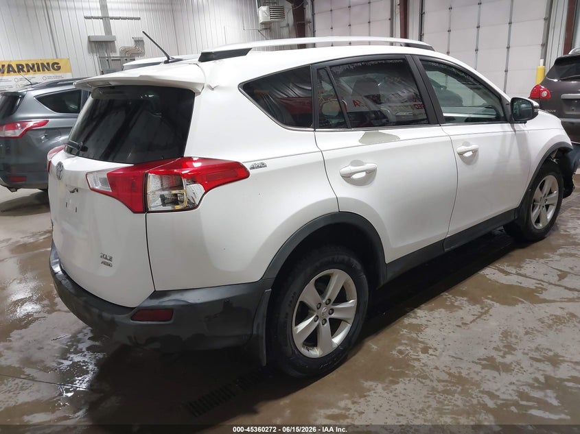 2014 TOYOTA RAV4 auction photo 4