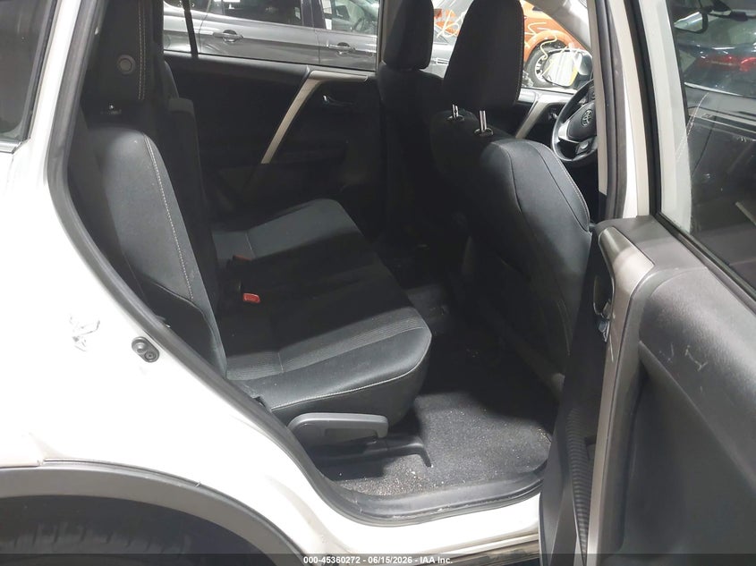 2014 TOYOTA RAV4 auction photo 8