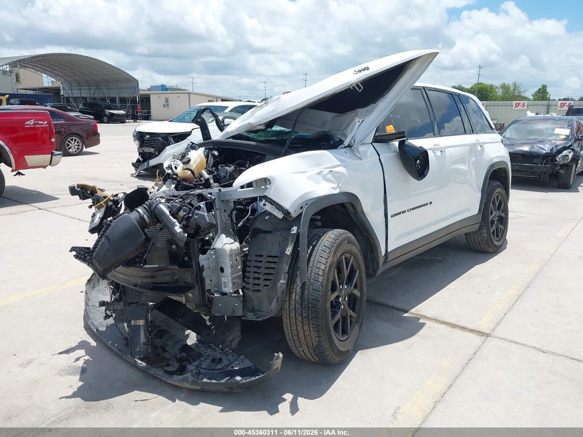 2025 Jeep Grand Cherokee Altitude 4x4 1C4RJHAG9SC269615 photo 1