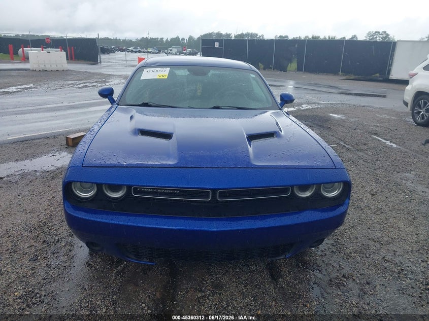 DODGE CHALLENGER - zdjecie 12