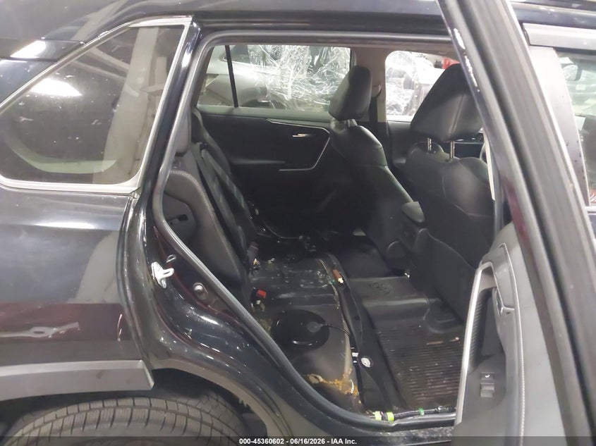 2023 TOYOTA RAV4 auction photo 8