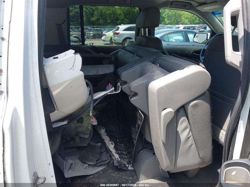 2020 CHEVROLET SUBURBAN auction photo 8
