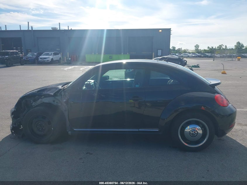 2015 Volkswagen Beetle 1.8T Classic VIN: 3VWF17AT7FM653582 Lot: 45360754