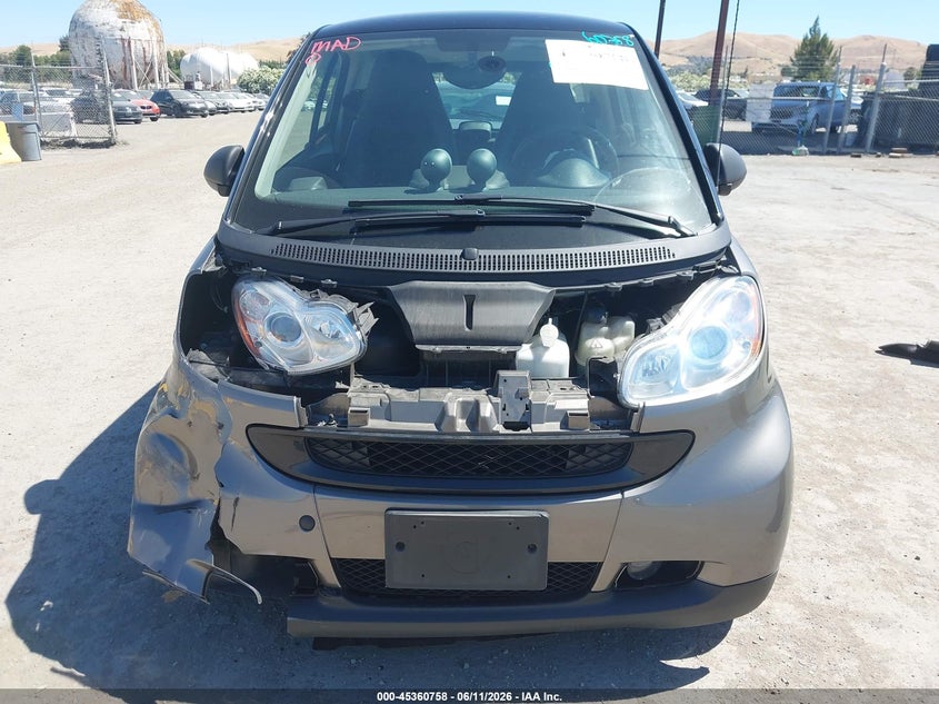 2008 Smart Fortwo Passion/Pure VIN: WMEEJ31X18K140396 Lot: 45360758