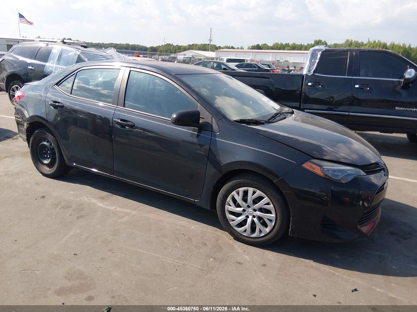 2018 TOYOTA COROLLA LE