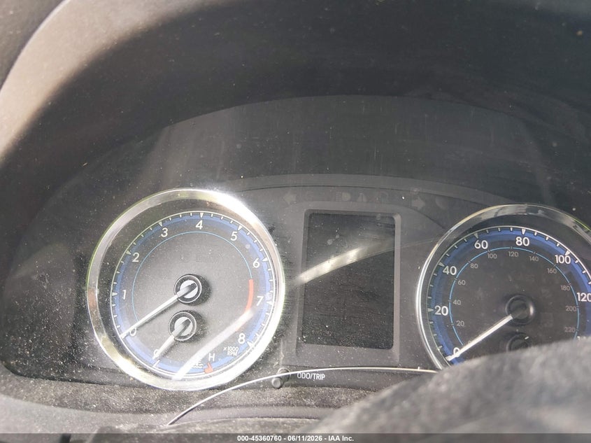 2018 TOYOTA COROLLA auction photo 7