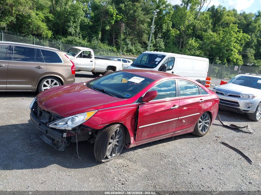 2011 HYUNDAI SONATA auction photo 2