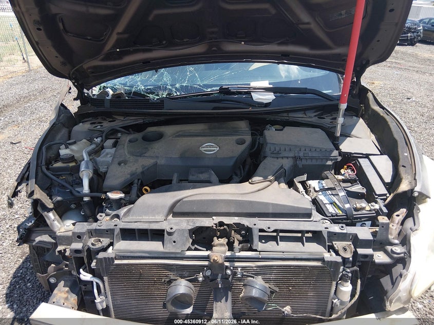 2015 Nissan Altima 2.5 S VIN: 1N4AL3AP0FC204111 Lot: 45360912