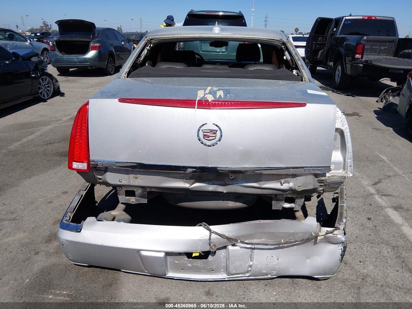 2010 Cadillac Dts Standard VIN: 1G6KA5EY7AU122840 Lot: 45360965