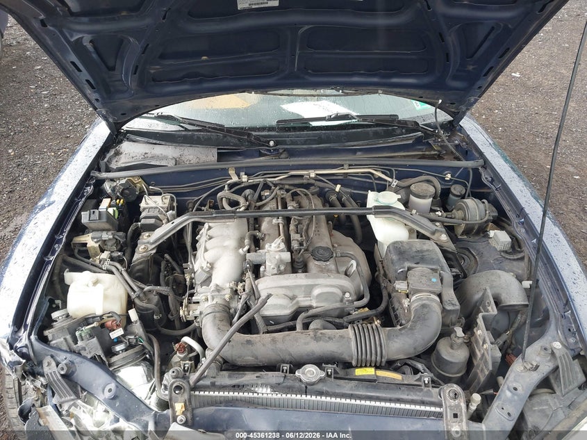 2003 Mazda Mx-5 Miata Cloth/Ls/Se/Shinsen VIN: JM1NB353X30303019 Lot: 45361238