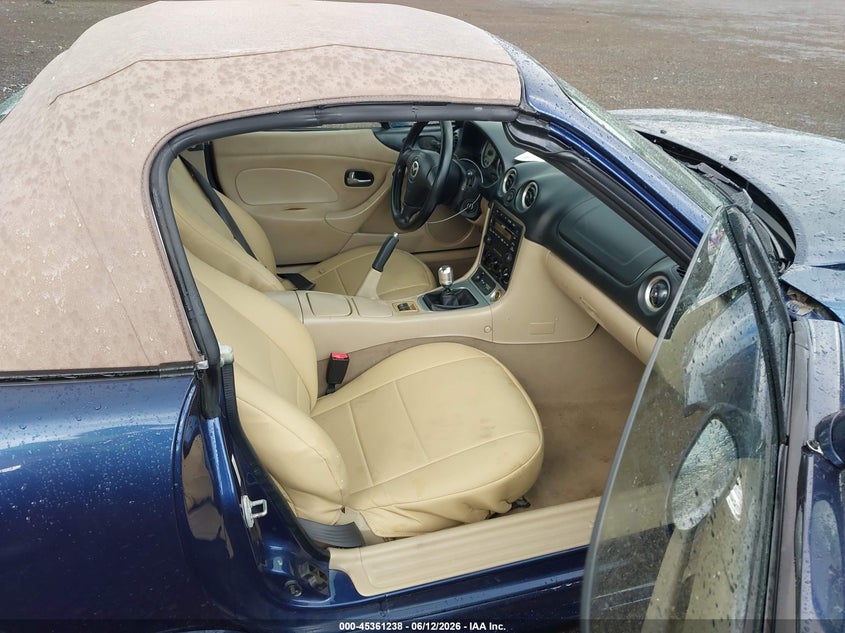 2003 Mazda Mx-5 Miata Cloth/Ls/Se/Shinsen VIN: JM1NB353X30303019 Lot: 45361238