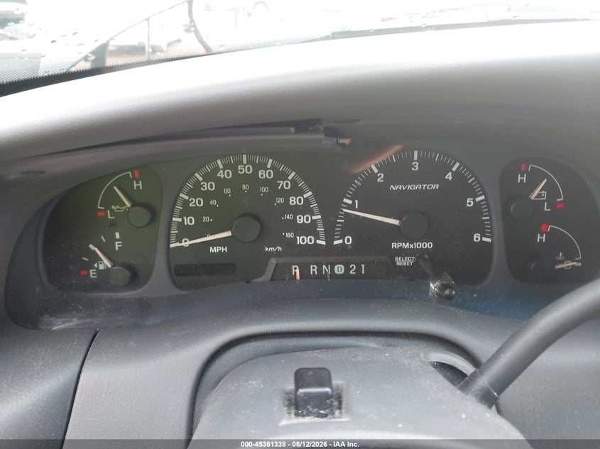 2001 Lincoln Navigator VIN: 5LMFU28A51LJ03480 Lot: 45361338