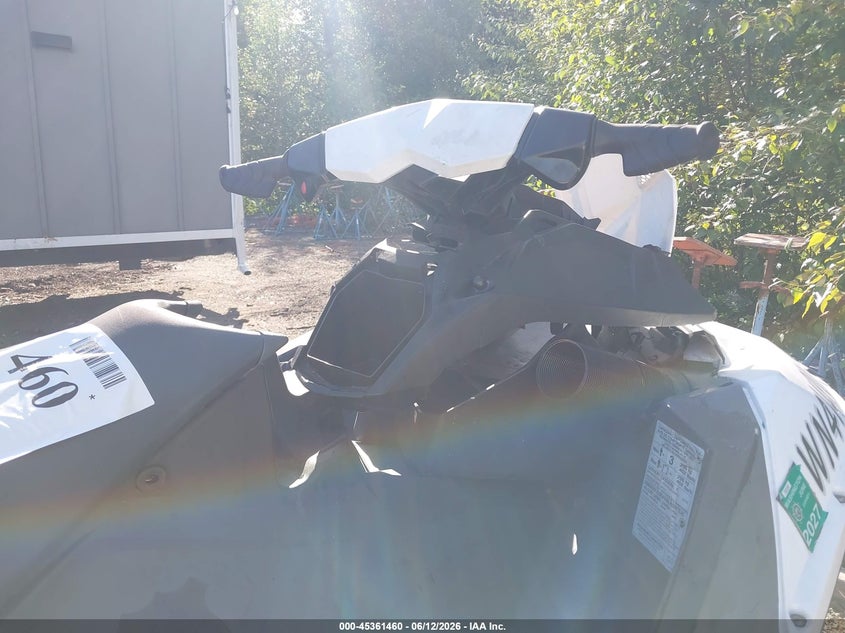 2016 SEADOO SPARK auction photo 5