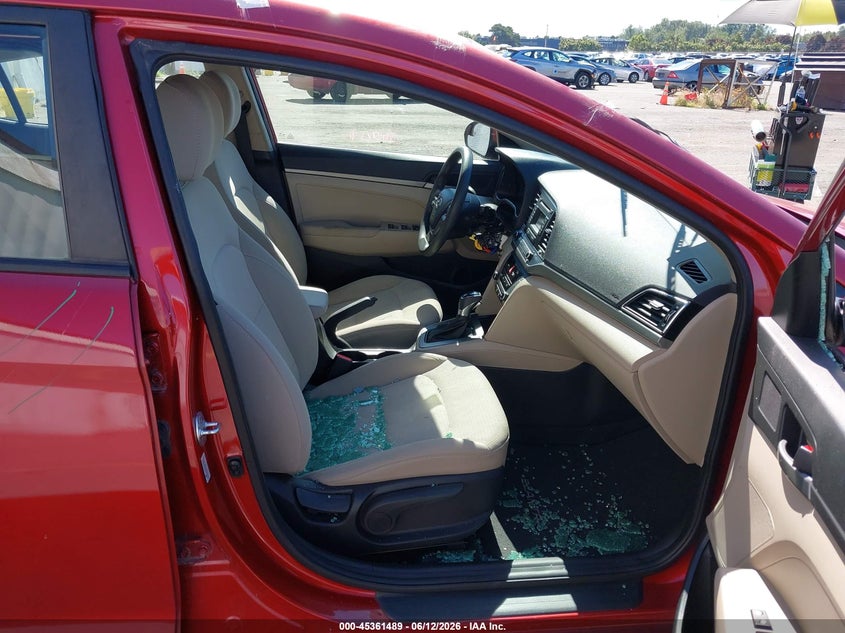 2018 HYUNDAI ELANTRA auction photo 5
