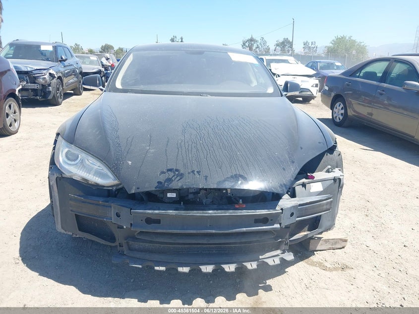 2013 Tesla Model S VIN: 5YJSA1CN9DFP27745 Lot: 45361504