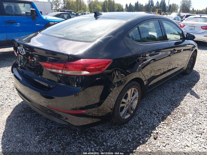 VIN 5NPD84LF9HH083802 2017 HYUNDAI ELANTRA SE