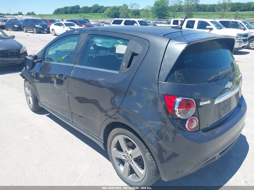2014 CHEVROLET SONIC auction photo 3