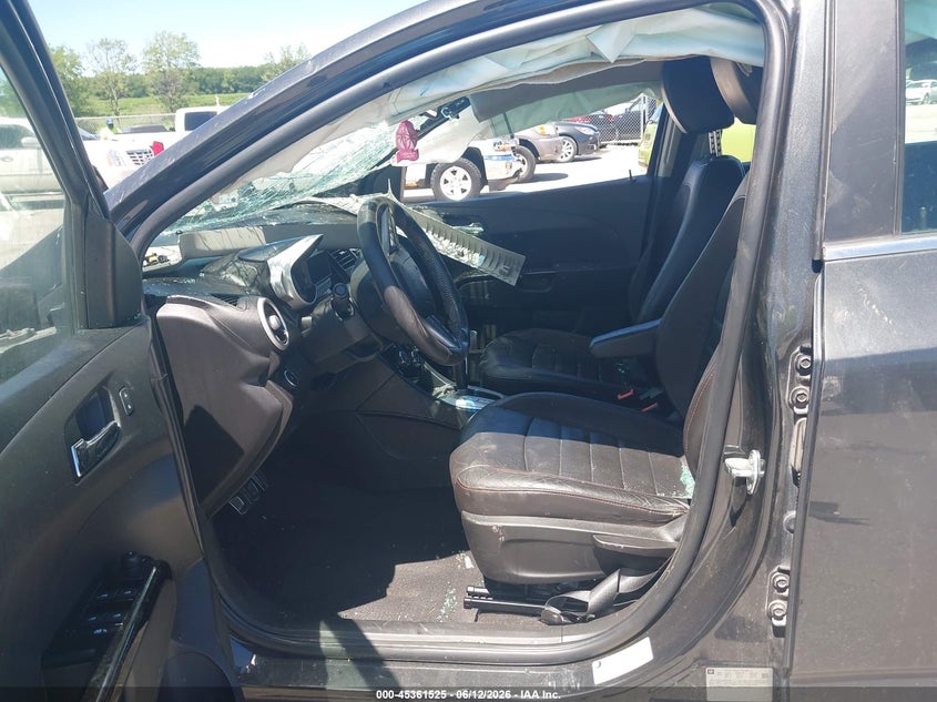 2014 CHEVROLET SONIC auction photo 5