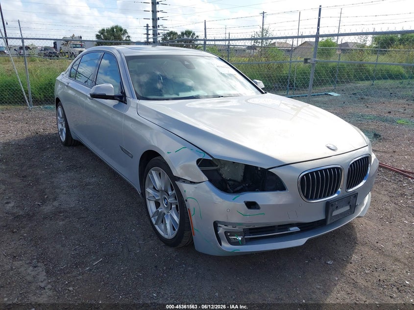 2014 BMW Alpina B7 VIN: WBAYE8C53ED135304 Lot: 45361563