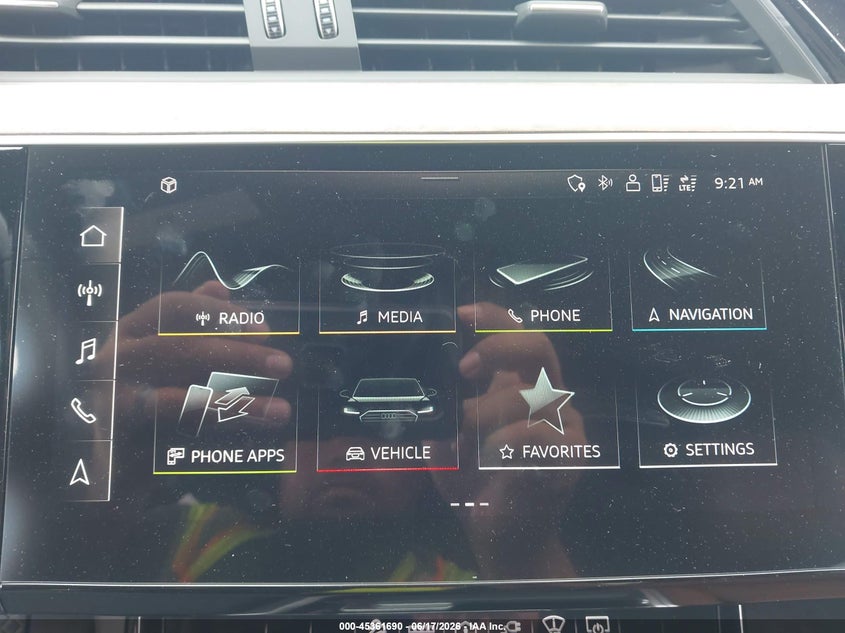VIN WA13AAGE4MB005837 2021 AUDI E-TRON SPORTBACK PRESTIGE QUATTRO