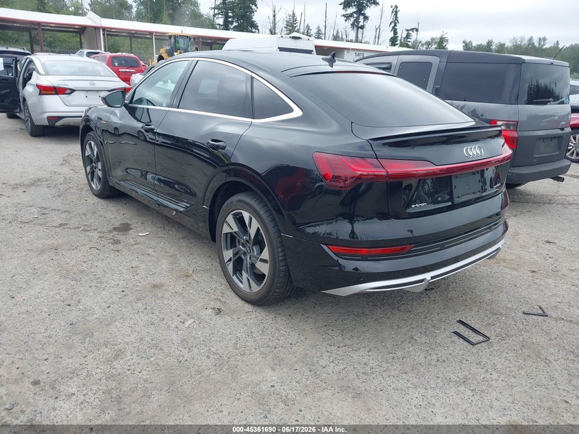 Vin: wa13aage4mb005837, lot: 45859651, audi e-tron sportback prestige quattro 20213