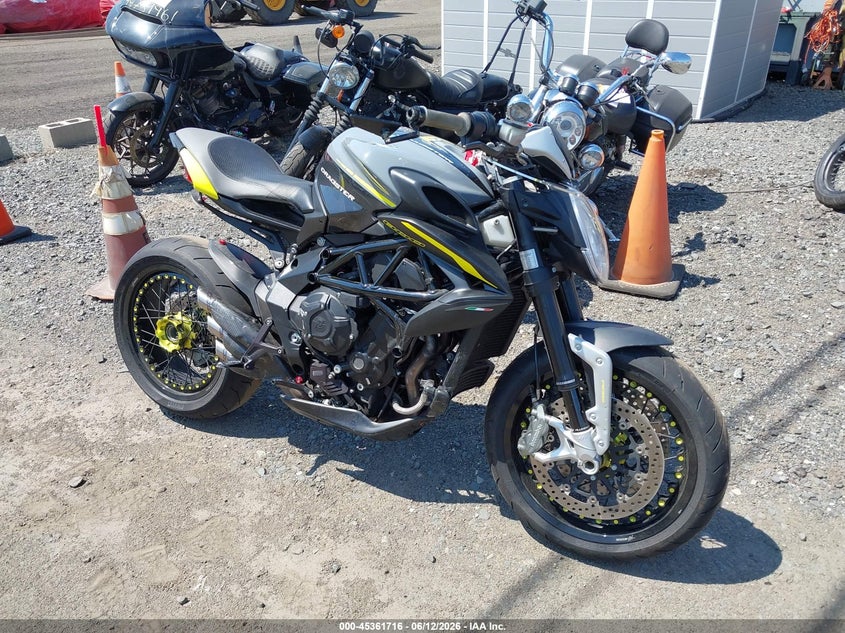ZCGPJGNU4KV002747 M. V. AGUSTA DRAGSTER 2019