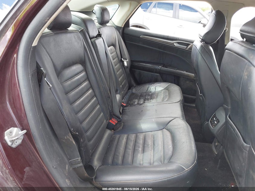 2017 FORD FUSION auction photo 8