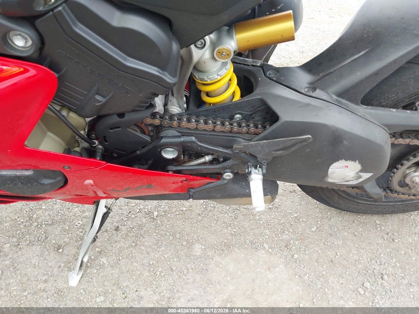 2022 Ducati Panigale V4S VIN: ZDMDAGWW0NB001829 Lot: 45361960