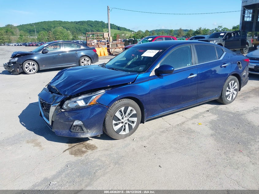 2020 NISSAN ALTIMA auction photo 2