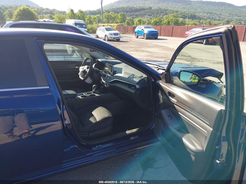 2020 NISSAN ALTIMA auction photo 5