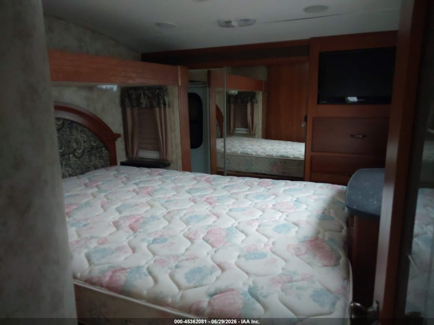 2012 KEYSTONE RV COUGAR auction photo 5