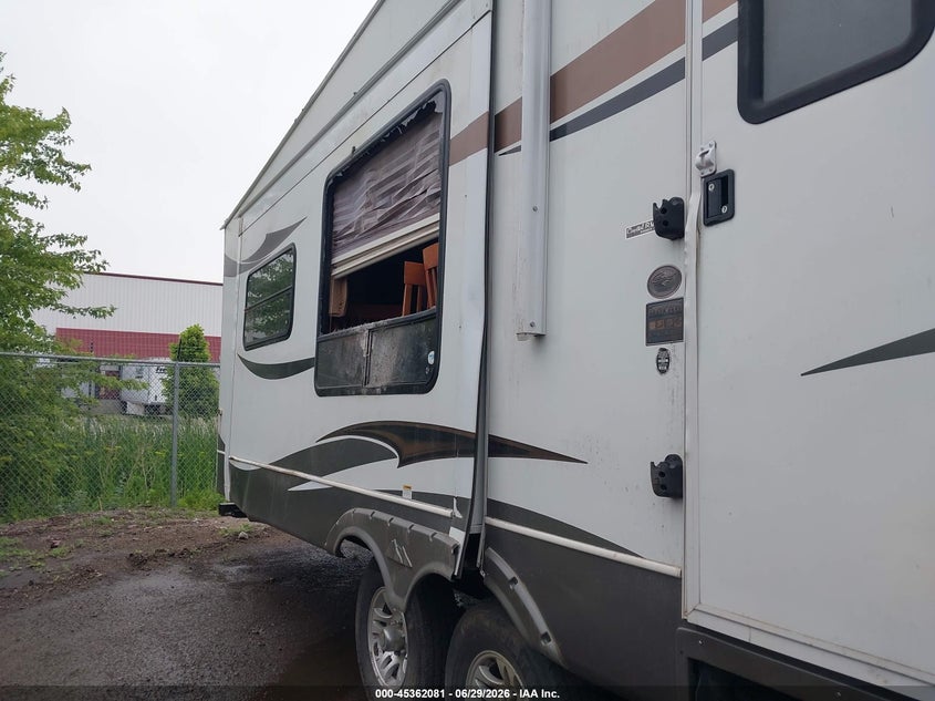 2012 KEYSTONE RV COUGAR auction photo 6