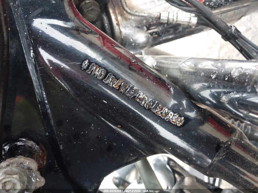 2010 Harley-Davidson Flhtk VIN: 1HD1KEM17AB612392 Lot: 45362091