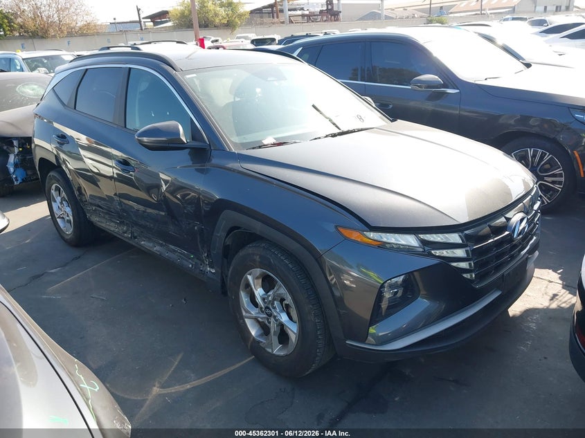2022 HYUNDAI TUCSON  (VIN: 5NMJBCAE8NH083596)