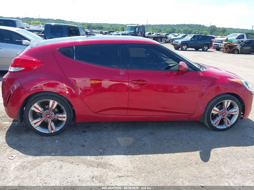 2013 Hyundai Veloster Base W/Gray VIN: KMHTC6AD5DU121948 Lot: 45362326