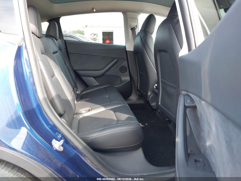 2022 TESLA MODEL Y auction photo 8