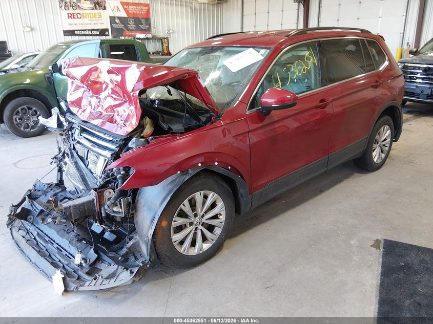 2019 VOLKSWAGEN TIGUAN auction photo 2