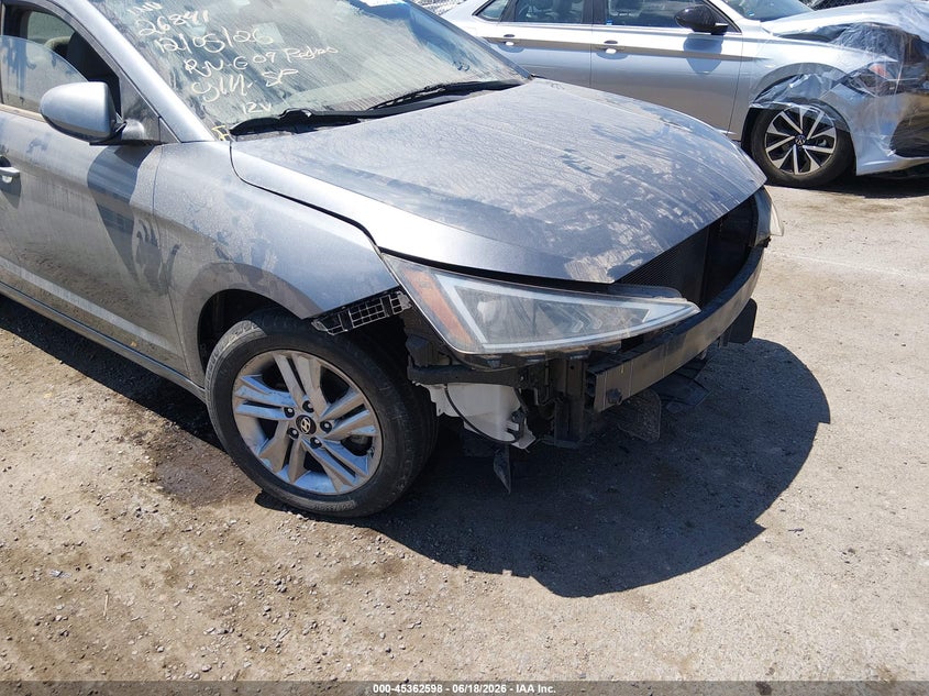 VIN KMHD84LF4KU823636 2019 HYUNDAI ELANTRA SEL