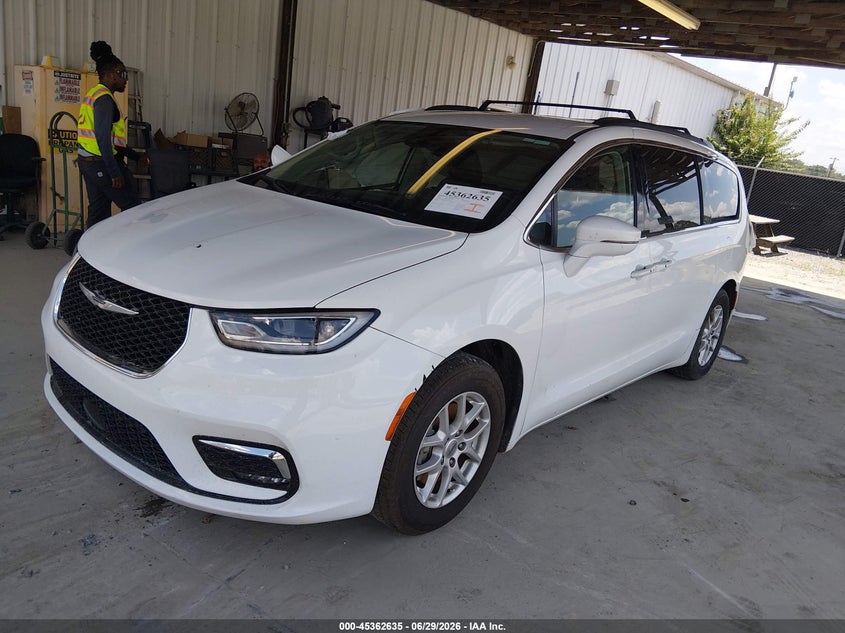 2022 Chrysler Pacifica Touring L 2C4RC1BG6NR182072 photo 1