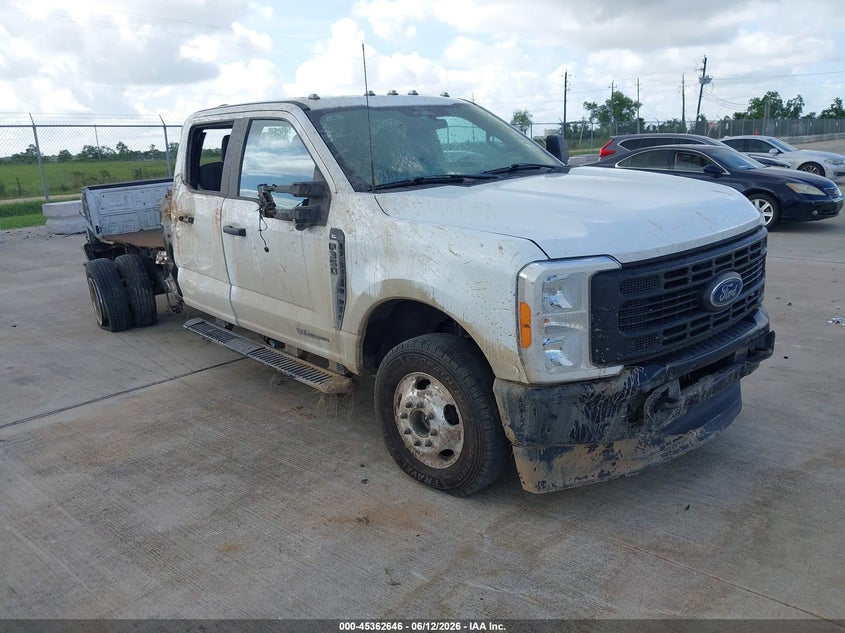 2023 FORD F-350  (VIN: 1FT8W3DT5PEE04089)
