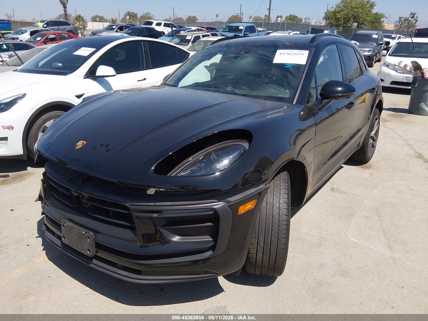 PORSCHE MACAN - zdjęcie 2
