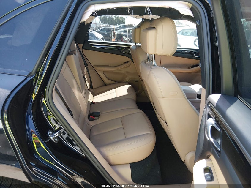 PORSCHE MACAN - zdjęcie 8