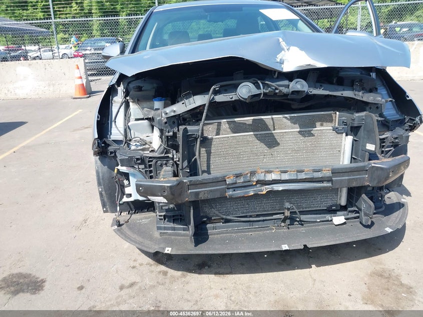 2017 HYUNDAI SONATA auction photo 6