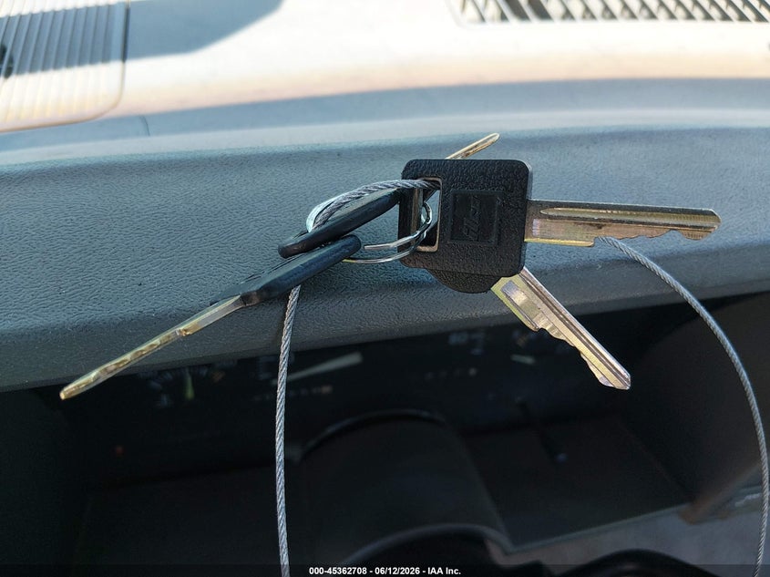 1994 Chevrolet Gmt-400 C1500 VIN: 1GCDC14K1RZ164036 Lot: 45362708