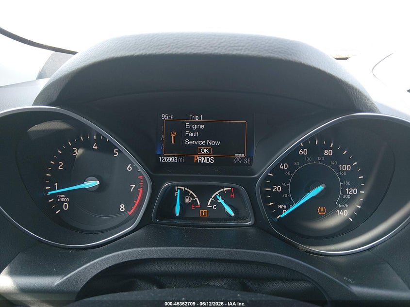 VIN 1FMCU9GD4HUE62401 2017 FORD ESCAPE SE